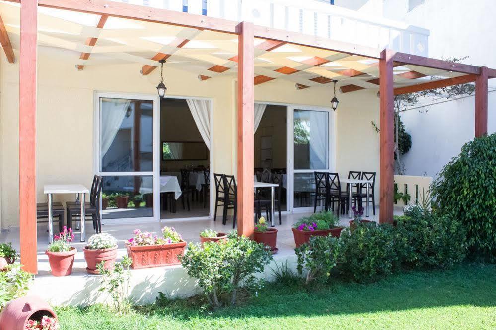 Aparthotel Cretan Sun Adelianos Kampos Exterior foto